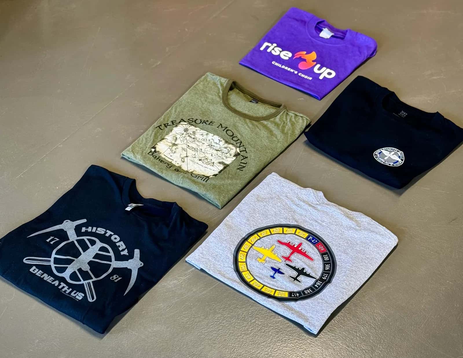 Folded custom printed t-shirts